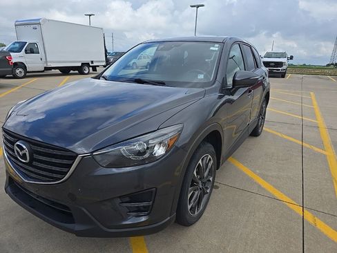 Used 2016 MAZDA CX-5 Grand Touring AWD/4WD image 2