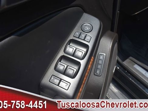 Certified 2016 Chevrolet Suburban LTZ RWD image 20