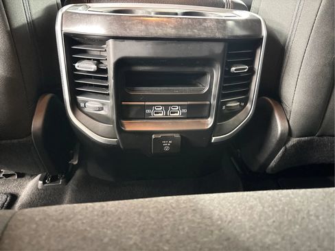 Used 2021 RAM 1500 Big Horn AWD/4WD image 26