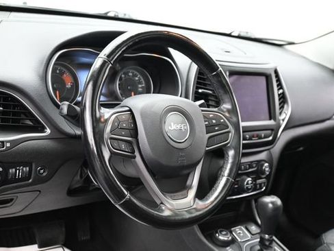 Used 2021 Jeep Cherokee Latitude Lux w/ Sun & Sound Group AWD/4WD image 15