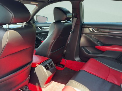 Used 2019 Honda Accord Sport image 20
