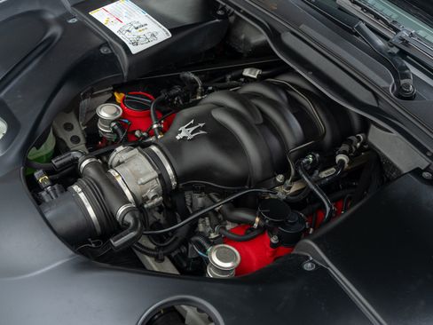 Used 2014 Maserati GranTurismo Convertible RWD image 47