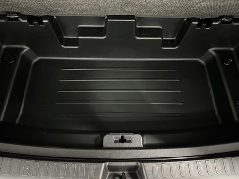 Certified 2025 Buick Enclave Avenir image 39