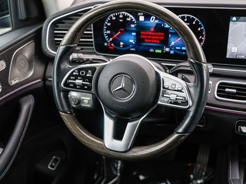 Used 2023 Mercedes-Benz GLS 450 4MATIC image 13