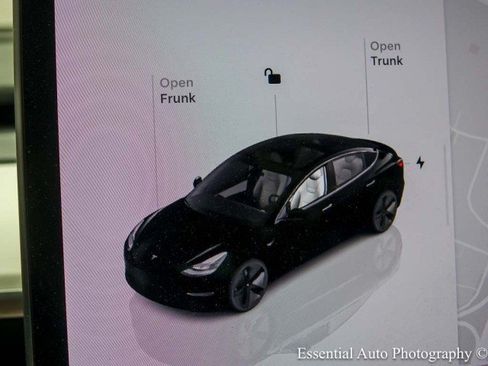 Used 2022 Tesla Model 3 RWD image 16