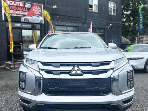 Used 2025 Mitsubishi Outlander Sport AWD image 2