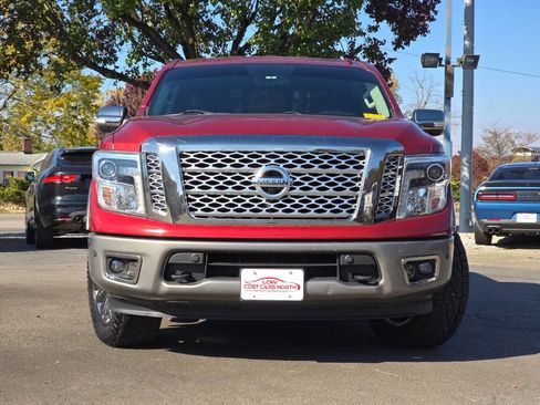 Used 2019 Nissan Titan Platinum Reserve w/ Platinum Utility Package image 13