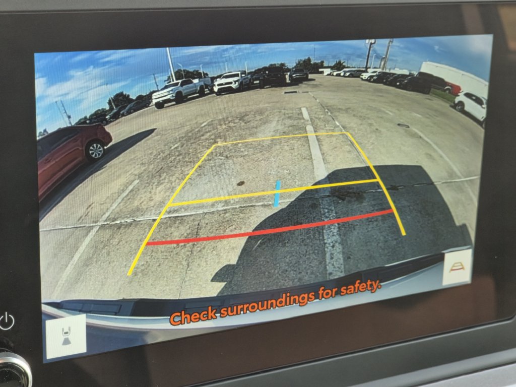 Used 2024 Toyota Tacoma SR5 AWD/4WD image 18