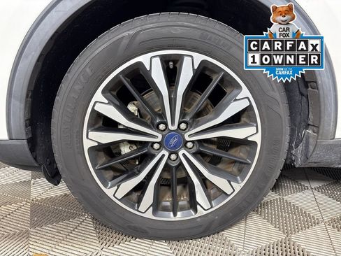 Used 2022 Ford Escape SE w/ SE Sport Appearance Package FWD image 13