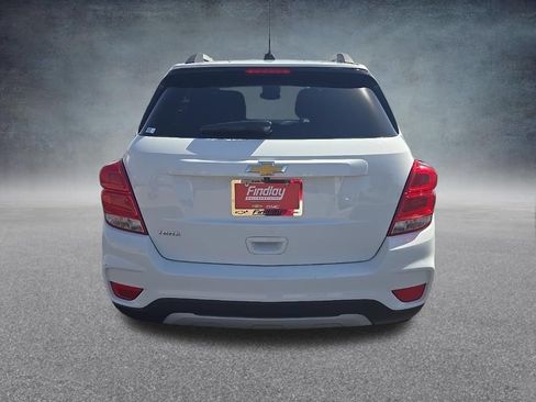 Certified 2021 Chevrolet Trax LT w/ LT Convenience Package FWD image 5