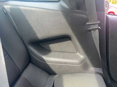 Used 2013 Ford Mustang Coupe image 10