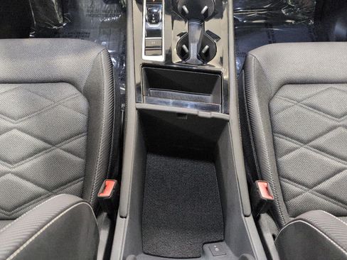 Used 2024 Volkswagen Atlas Cross Sport SE AWD/4WD image 18