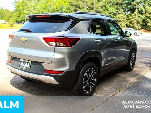 Used 2025 Chevrolet TrailBlazer LT FWD image 6
