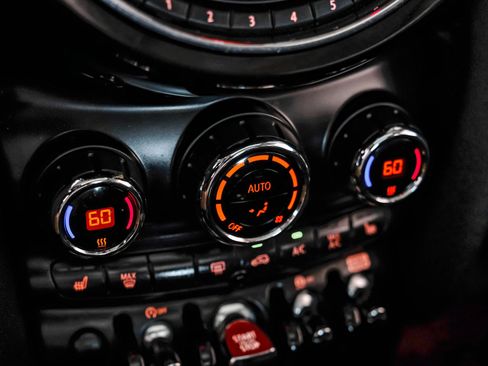 Used 2019 MINI Cooper S w/ Premium Package FWD image 26