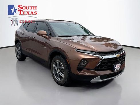 Used 2024 Chevrolet Blazer LT w/ LPO, Floor Liner Package FWD image 1