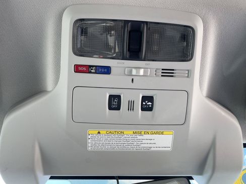 Used 2018 Subaru Forester 2.5i Limited AWD/4WD image 7