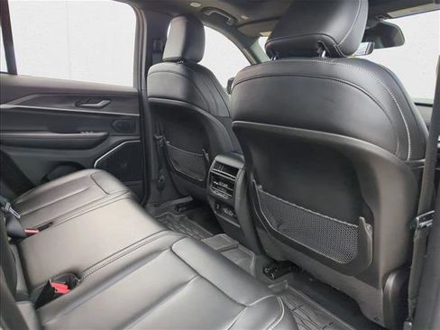 Used 2025 Jeep Grand Cherokee Limited 4xe image 22