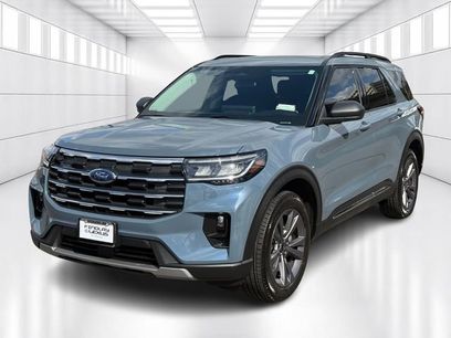 Used 2025 Ford Explorer Active w/ Active Comfort Package