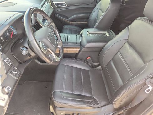 Used 2018 GMC Yukon XL Denali w/ Denali Ultimate Package RWD image 20