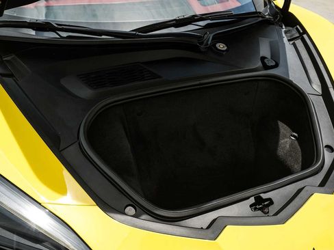Used 2023 Chevrolet Corvette Stingray Premium Cpe w/ Z51 Performance Package RWD image 42