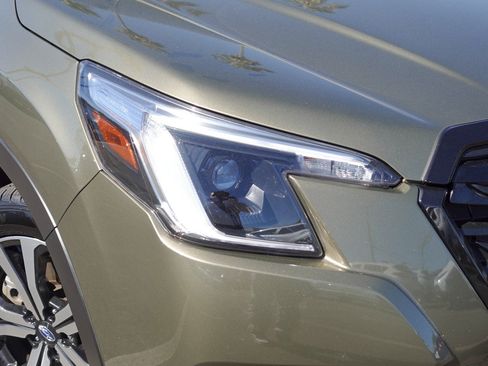 Certified 2024 Subaru Forester Limited AWD/4WD image 2