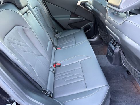 Used 2025 BMW X3 xDrive30i w/ Premium Package image 27