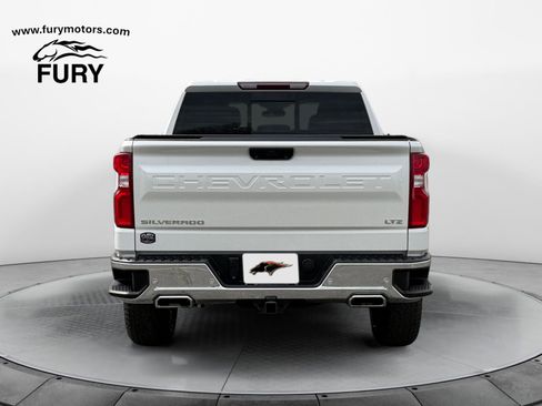 Used 2022 Chevrolet Silverado 1500 LTZ w/ LTZ Premium Package AWD/4WD image 4