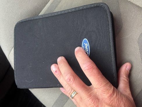 Used 2018 Ford Transit Connect XLT image 16