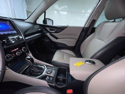 Used 2021 Subaru Forester Limited image 21