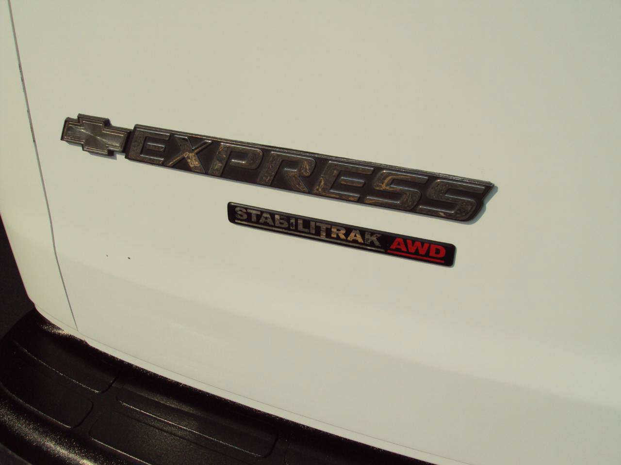 Used 2013 Chevrolet Express 1500 LT w/ LT Preferred Equipment Group AWD/4WD image 35