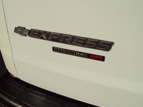 Used 2013 Chevrolet Express 1500 LT w/ LT Preferred Equipment Group image 35