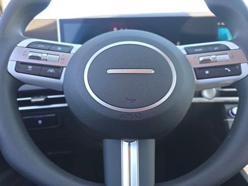 New 2026 Hyundai Tucson SE image 22