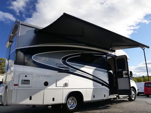 Used 2022 Mercedes-Benz Sprinter 3500 w/ Charging Package, Dashboard image 81