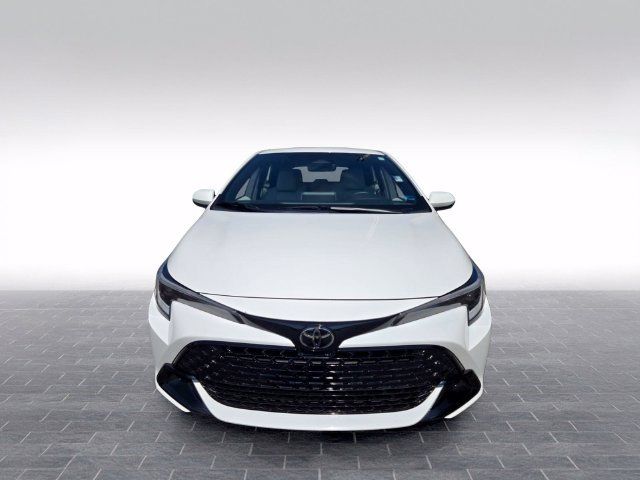 Used 2025 Toyota Corolla SE FWD image 2