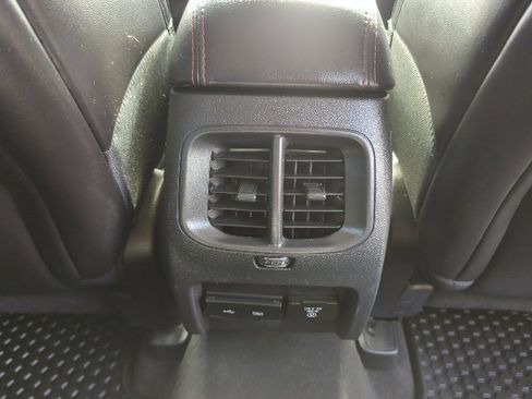 Used 2019 Jeep Cherokee Trailhawk w/ Cold Weather Group image 23