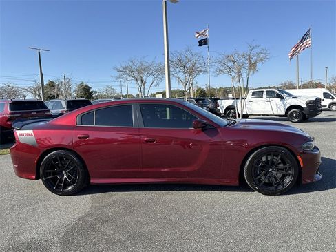 Used 2021 Dodge Charger Scat Pack w/ Daytona Edition Group image 2