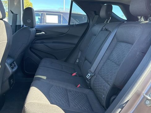 Used 2019 Chevrolet Equinox LT image 17