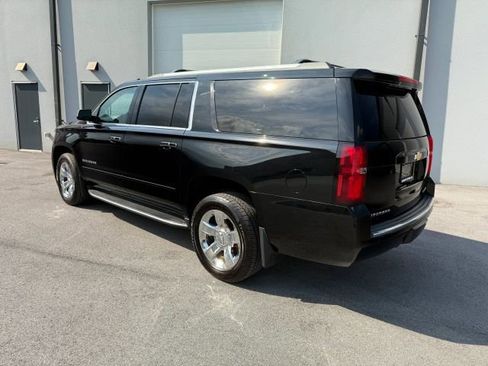 Used 2019 Chevrolet Suburban Premier w/ Max Trailering Package AWD/4WD image 5