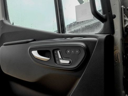 New 2026 Mercedes-Benz Sprinter 2500 image 14