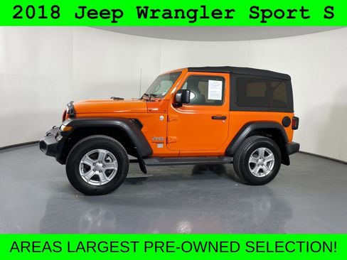 Used 2018 Jeep Wrangler Sport S image 3