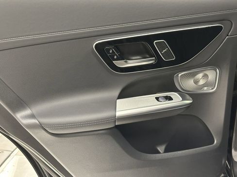 Certified 2025 Mercedes-Benz GLC 300 4MATIC image 24