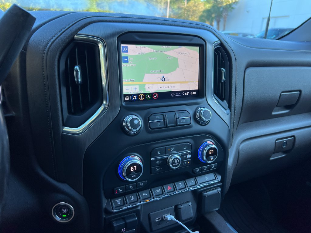 Used 2020 GMC Sierra 2500 Denali w/ Denali Ultimate Package AWD/4WD image 16