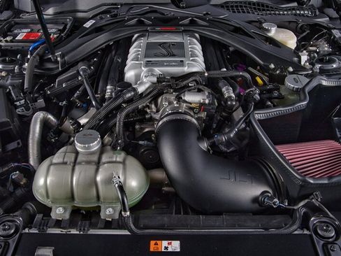 Used 2022 Ford Mustang Shelby GT500 w/ Carbon Fiber Track Pack image 42