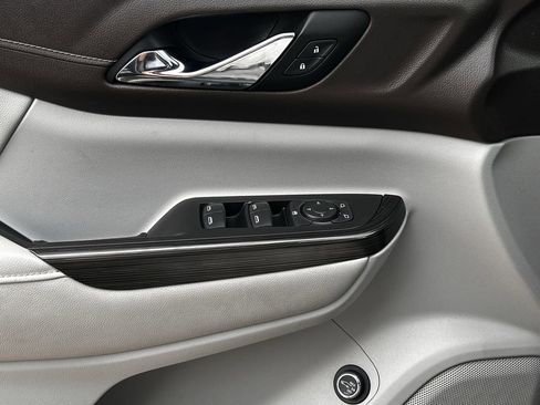 Used 2019 GMC Acadia SLT image 23