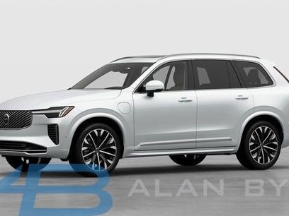 New 2026 Volvo XC90 T8 Ultra w/ Protection Package Premier