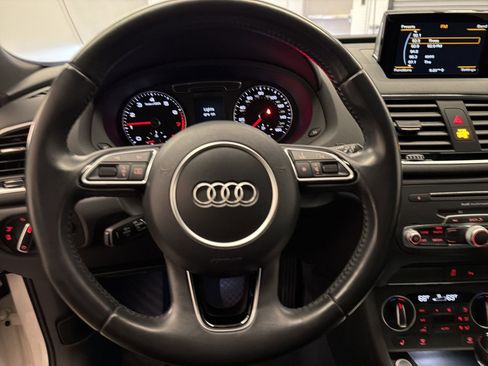 Used 2016 Audi Q3 2.0T Premium Plus image 16