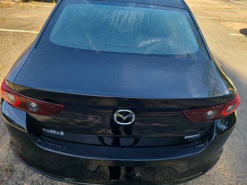 Used 2024 MAZDA MAZDA3 s FWD image 14