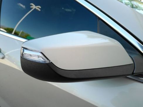 Used 2016 Chevrolet Malibu LT w/ Leather Package image 24