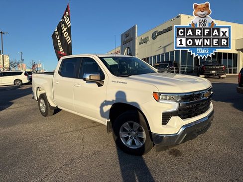 Used 2022 Chevrolet Silverado 1500 LT image 1