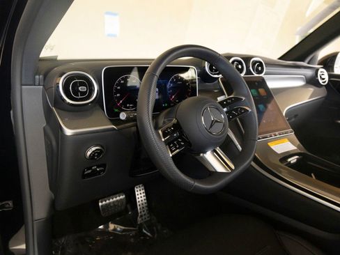 Used 2026 Mercedes-Benz GLC 300 image 15
